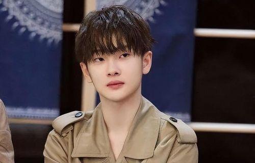 爱豆吃瓜娱乐酱周震南,爱豆吃瓜娱乐酱，揭秘娱乐圈幕后故事